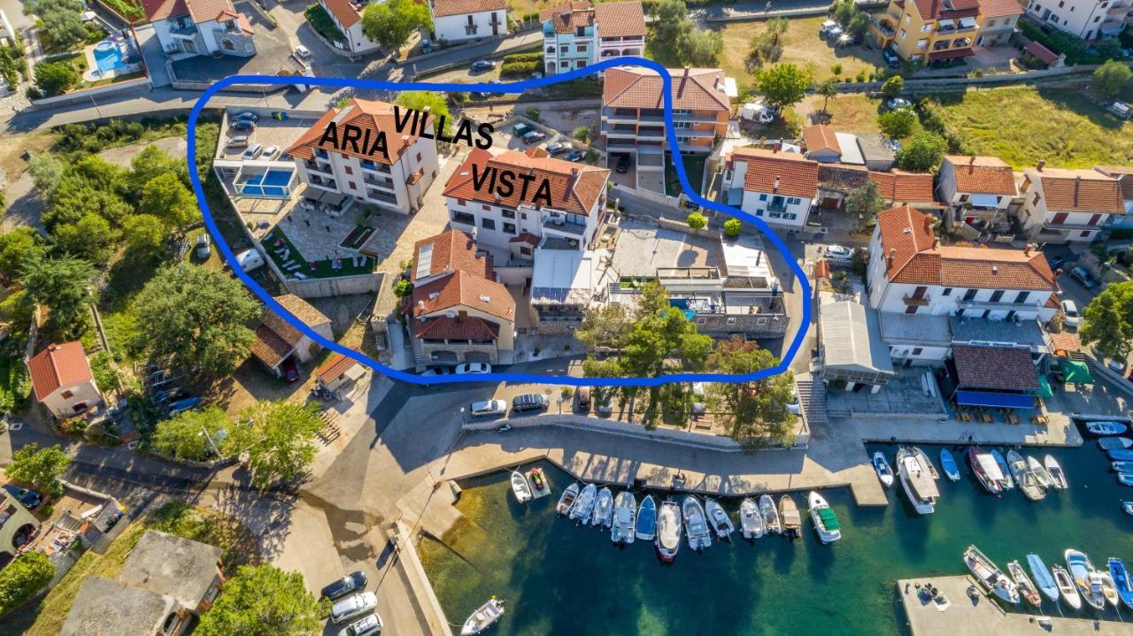 Villa Aria Малинска Екстериор снимка